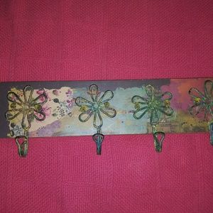 Whimsical 4 hook holder